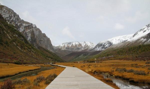 稻城亚丁自驾游12岁以下的孩子能去么?