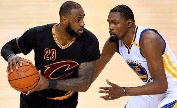 你觉得2018年总决赛上, 詹姆斯和杜兰特谁的发