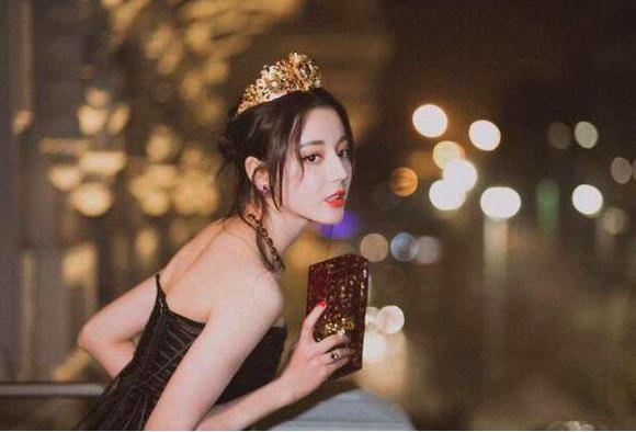 气质最好的女星，第四位出自书香门第，而她不愧是富家千金！