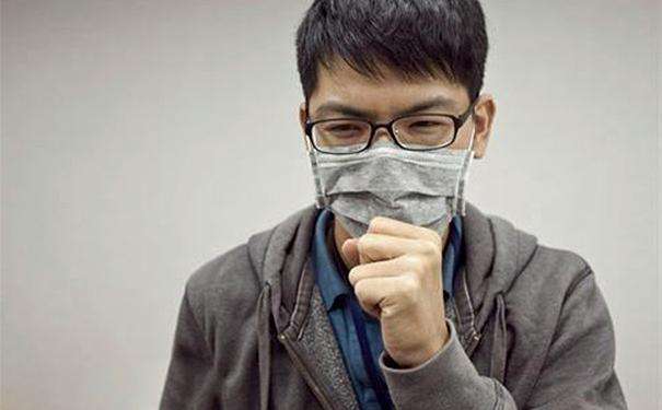 慢性咽炎者忌吃发物,管好嘴巴多喝水三个月内