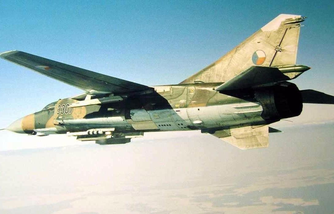 一架飞了900公里的战斗机:驾驶舱里面居然没有