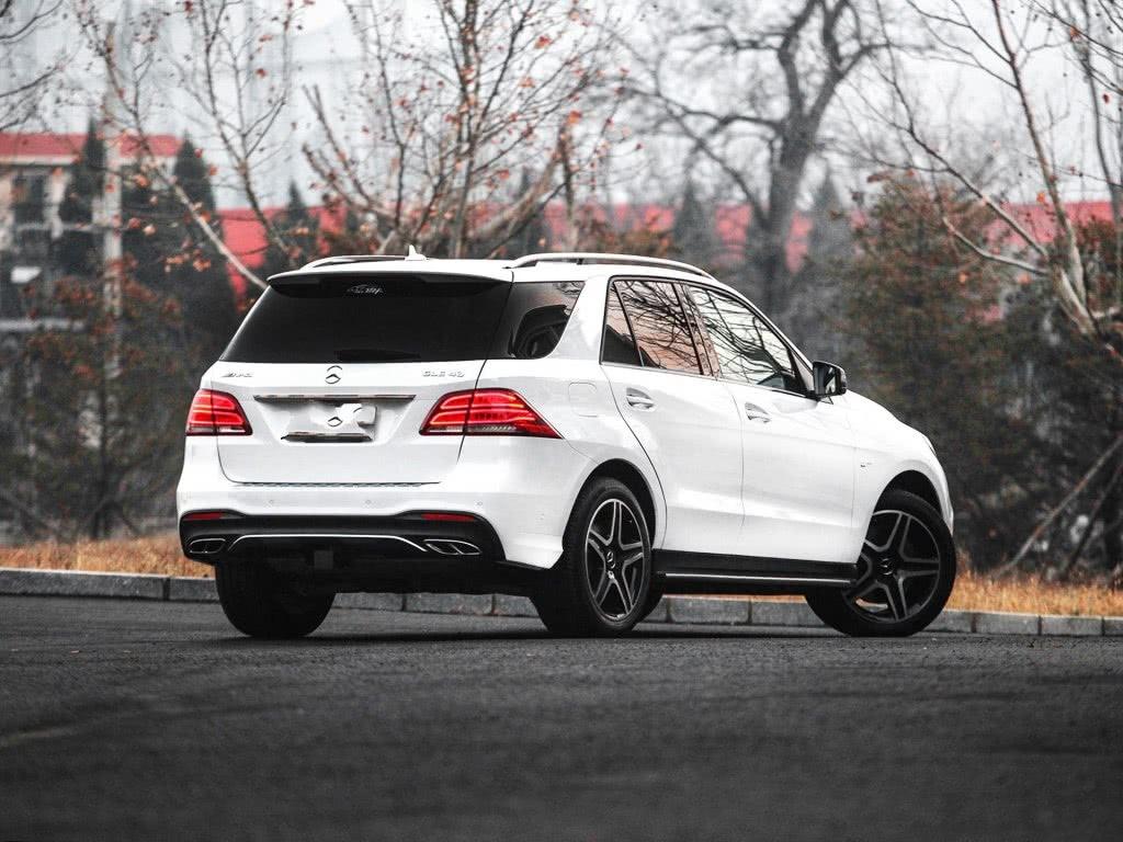 新车把宝马X6逼入困境！搭载3.0T马力390，造型比保时捷漂亮！