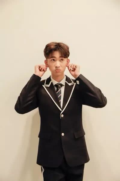 《青春好样的》:侯朋岩--少年初长成,自在恰如