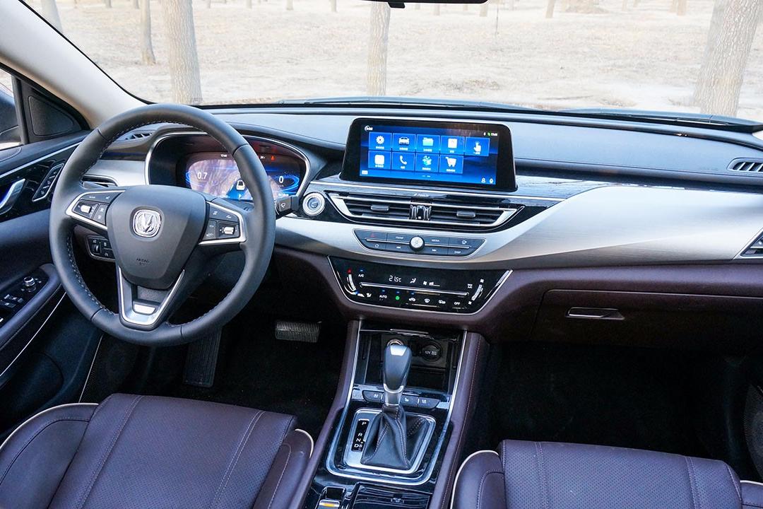 长安睿骋CC重新定义十万级家轿该有的配置