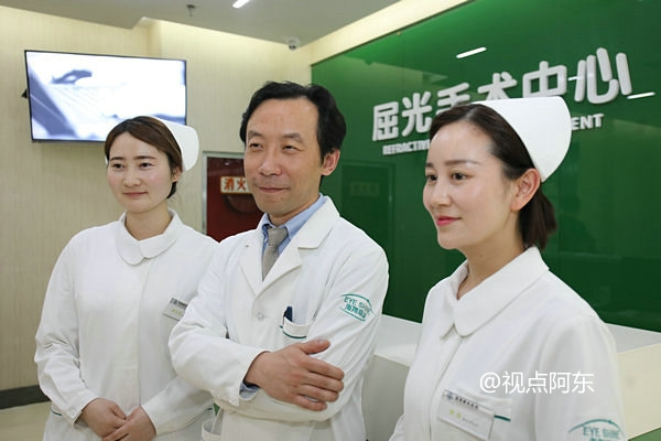 陕西首例超高度近视晶体植入手术将给患者带来