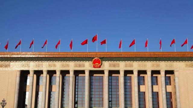 霸气: 你最牛的背景是今天的中国, 让上亿网友