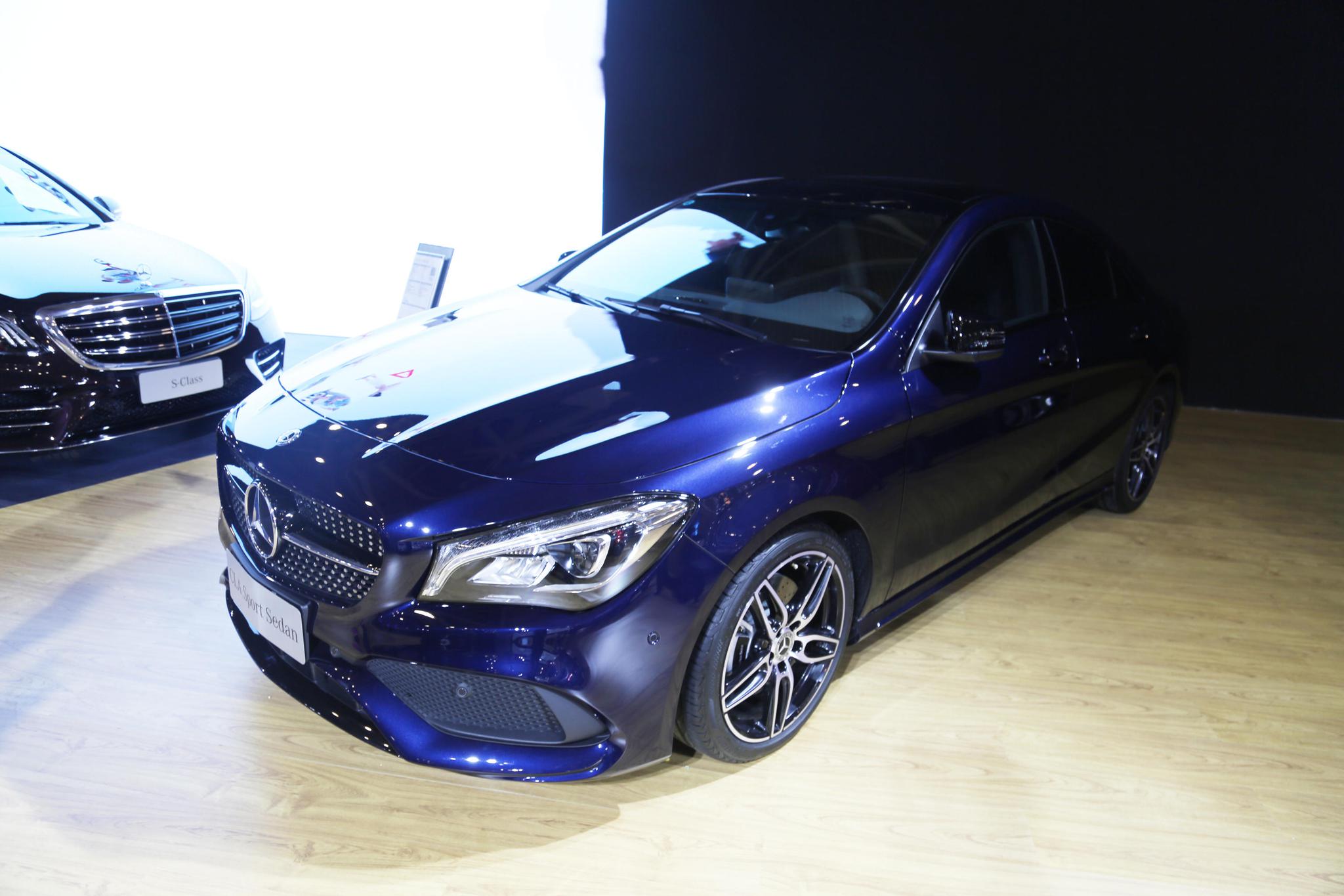 奔驰c-classsport,奔驰cclasssport 新款bmwx1和奔驰c260l怎么选择啊?