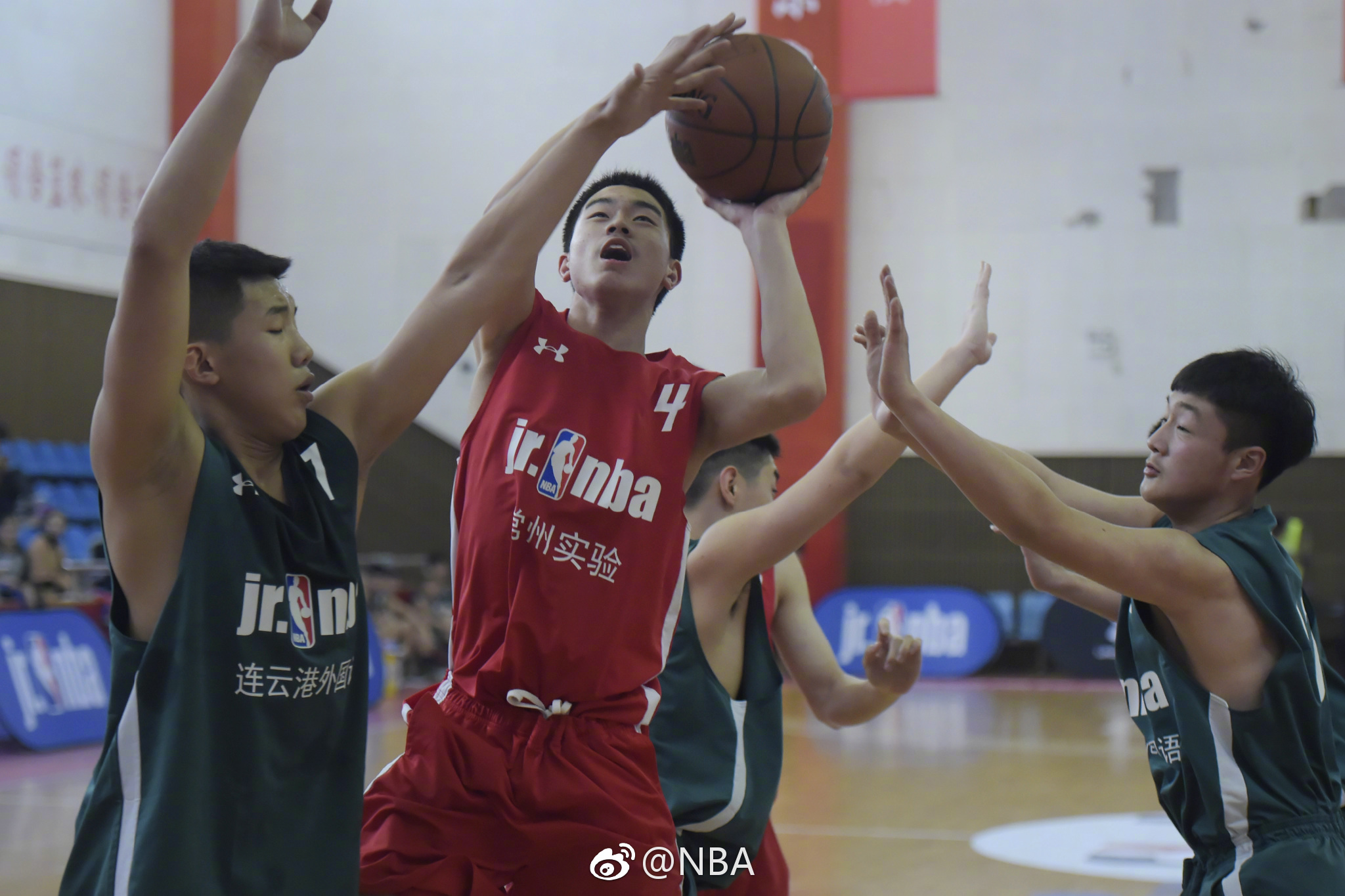 4月15日,2018 Jr. NBA校园篮球联赛江苏站初中