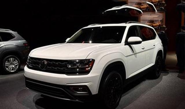 汉兰达火了这么多年, 也该退休了, 这车5米多长, 全系四驱才30万