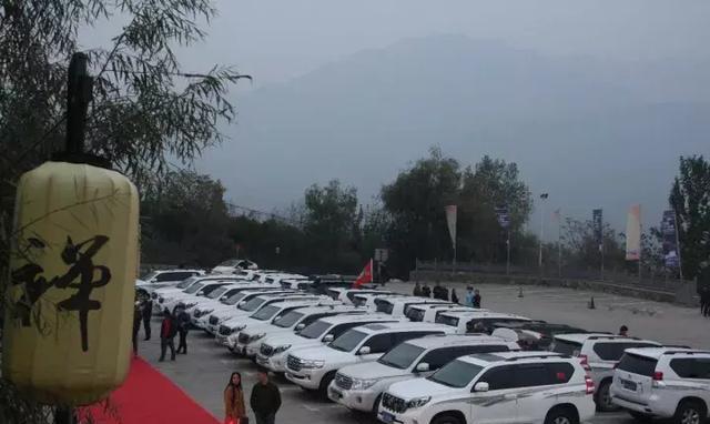 厉害了这个车友会百台车要在航空港搞事