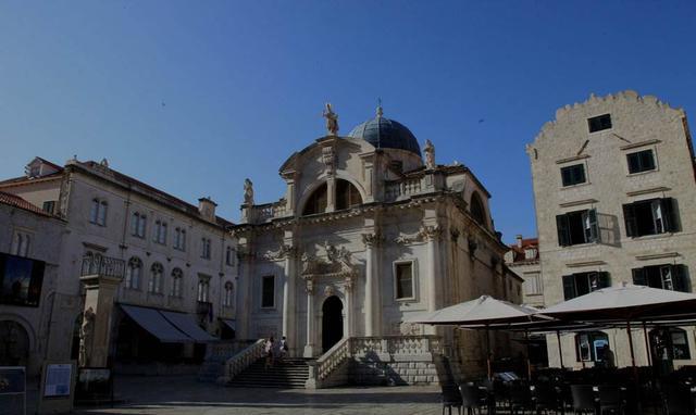 你一定听过克罗地亚这个名字, 一千个岛屿、暗