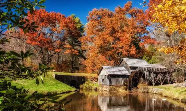 记下这21个地点,美国蓝岭公路最美景点都在这