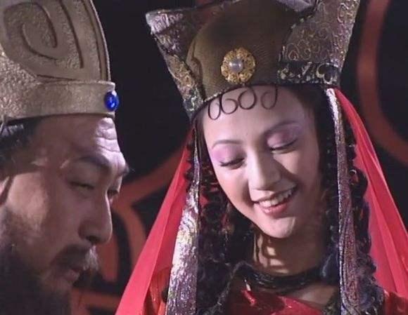 《莲花童子哪吒》19年了：哪吒长大更帅了，妲己入豪门，她消失
