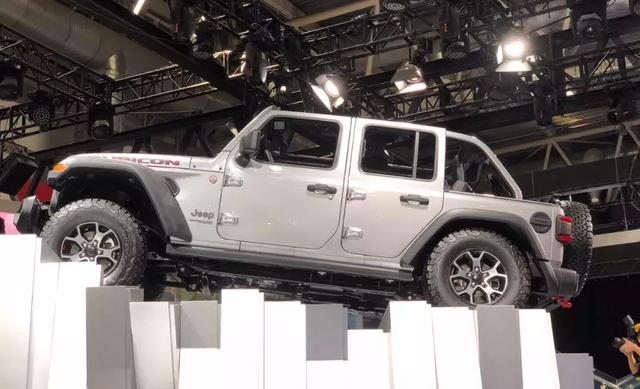 jeeplimited4x4,jeeplimited 新一代牧马人忙着圈粉,jeep 4x4则负责解决用车焦虑