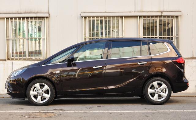 前脸/内饰换新 曝欧宝新款赛飞利泄漏图