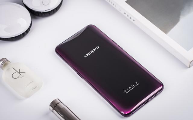 OPPO Find X搭载强力AI智能语音助手,日常使