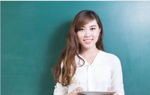 工科专业的大学生,考公务员、教师等劣势太大