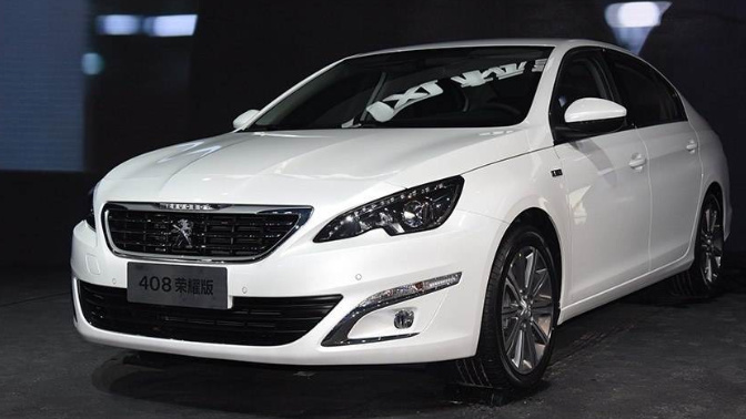 标致408和日产轩逸该选择谁？你要看中这一点非常重要！