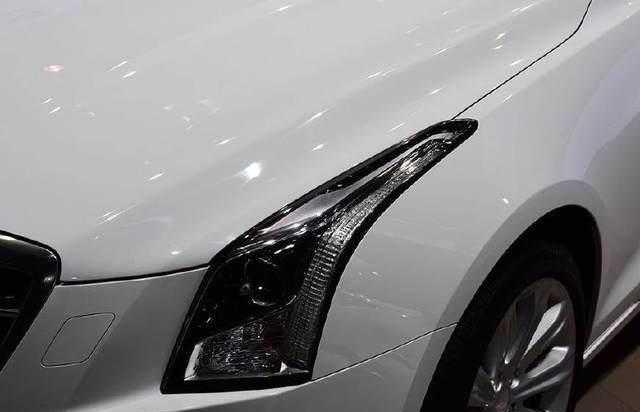 全系2.0T, 仅7.8个油, 豪车降8万, 后悔提迈腾!