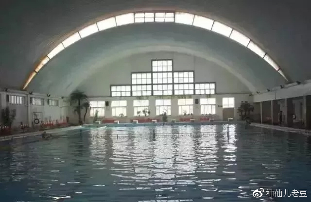 和孩子一起玩水水去!这可能是北京最全的游泳