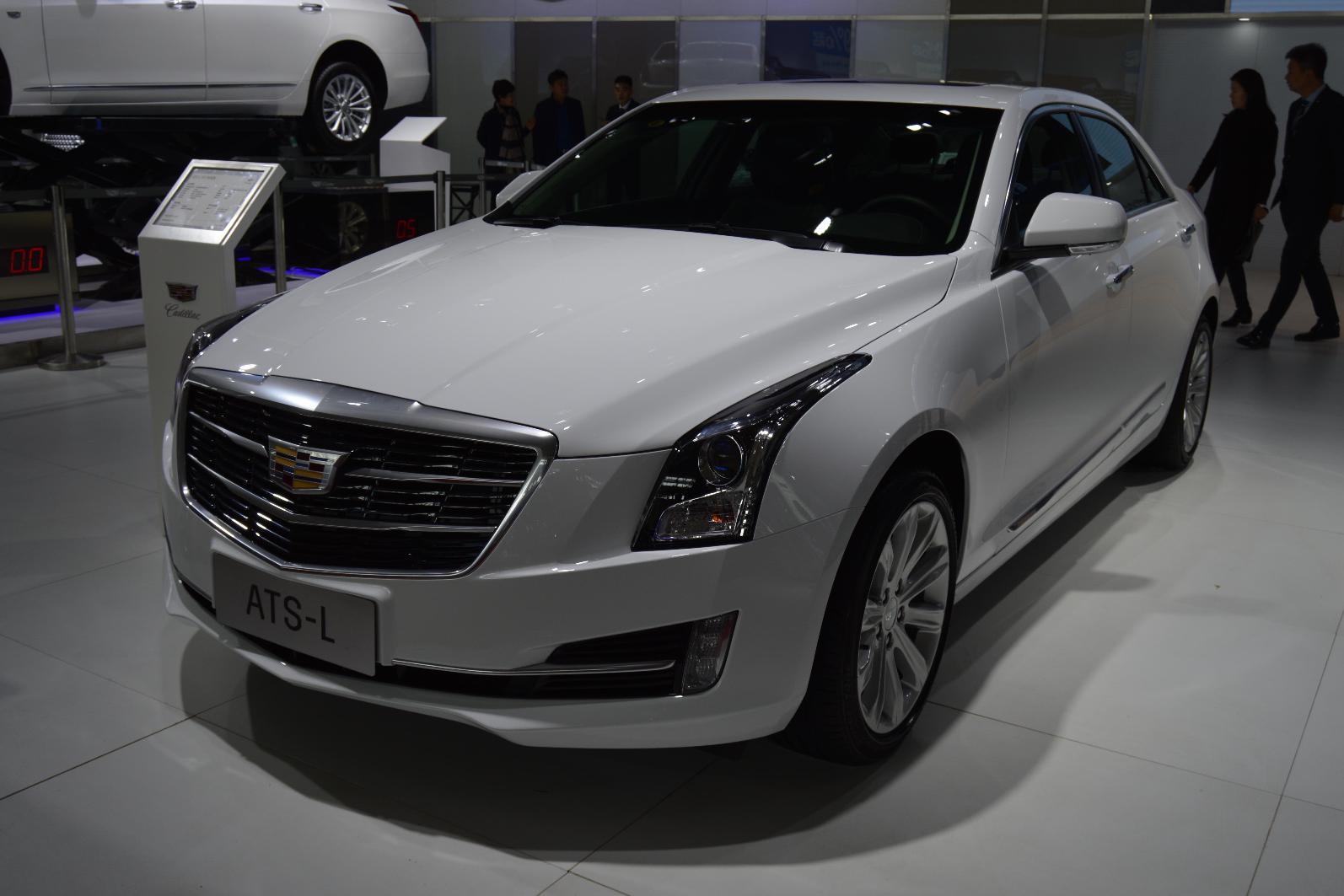 选择它的两个理由：好看、好开，性能中级车，凯迪拉克ATS-L