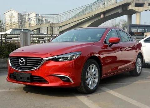 “东瀛宝马”今直降1万，送十次保养，仅售17万还买啥凯美瑞