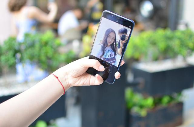 骁龙845+屏下指纹+Face ID仅3000元,这个手机