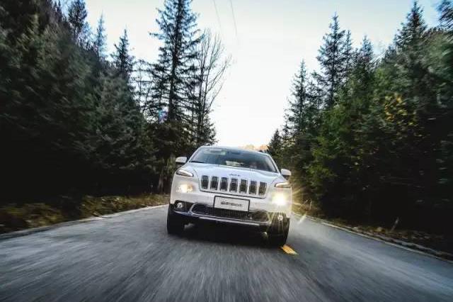 到底怎么才能算全路况SUV