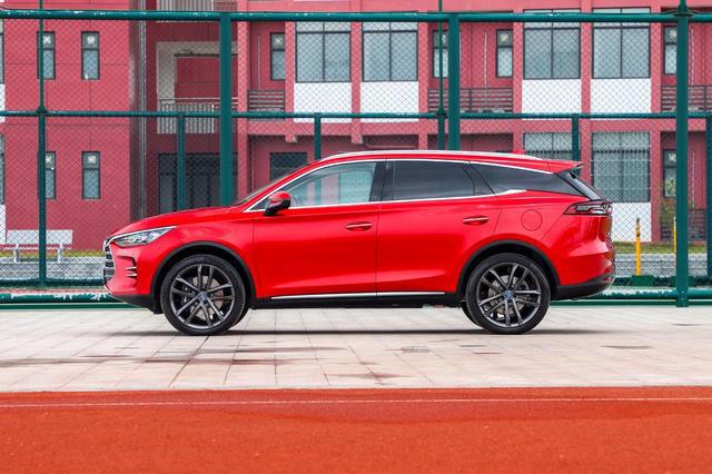 BYD全新一代唐正式上市!12.99万元起,网友:给国产车长脸了!