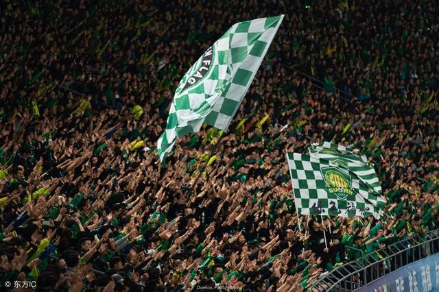 中超第30轮观众人数:超5万人见证大连一方主场