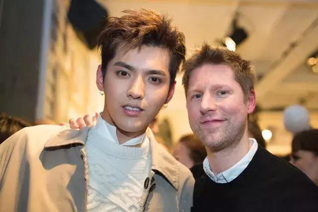 黄种人 张杰图片