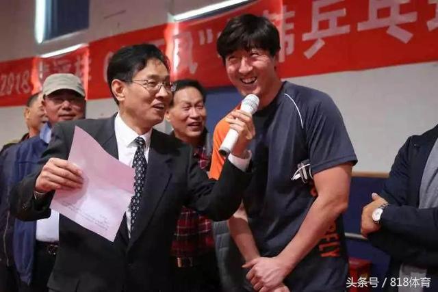 韩国男乒奥运亚军被中国业余选手3-0横扫!心服口服:我水平不如他
