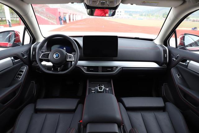 BYD全新一代唐正式上市!12.99万元起,网友:给国产车长脸了!