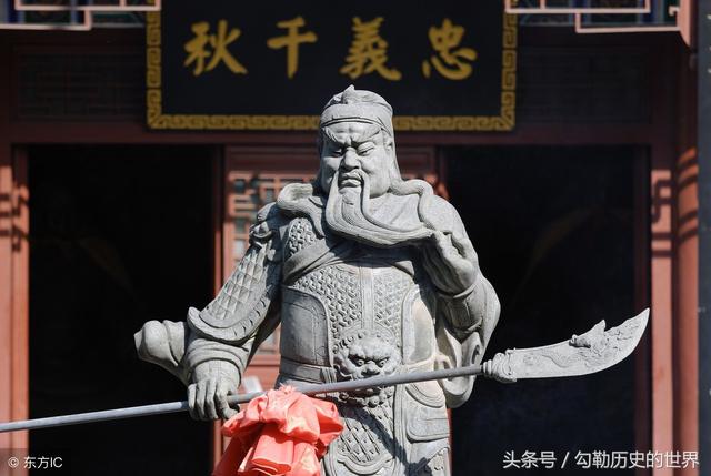 但是亲密归亲密,却不是大家理解的铁哥们,兄弟情,拜过把子.