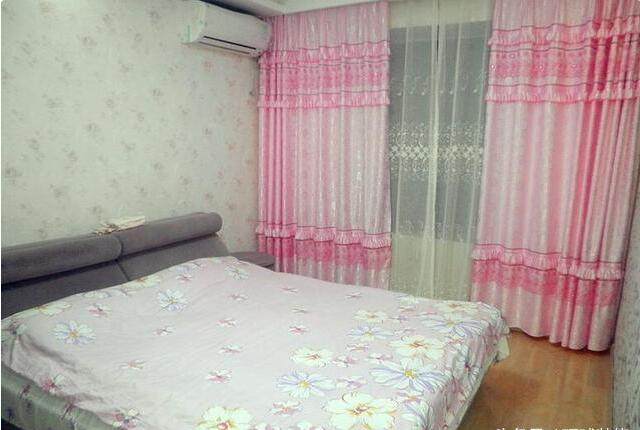 晒晒我们两夫妻的60平小新家,墙壁都贴墙纸很