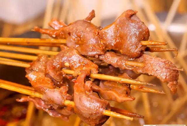 包头去哪吃丨小郡肝越来越火的时候,我却选择