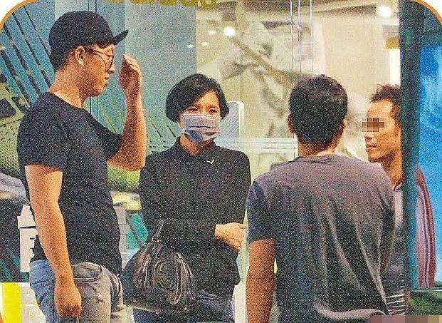 这届狗仔队不行啊！怎么谢依霖都公布婚讯了还没扒出男方是谁？
