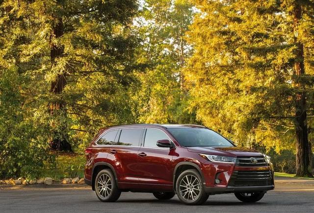 2018款汉兰达降3万，3.0T全景天窗，大众途昂都得靠边站