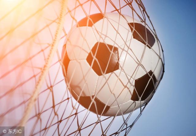 昆明少儿足球训练日志(三)提前观察球场上的形