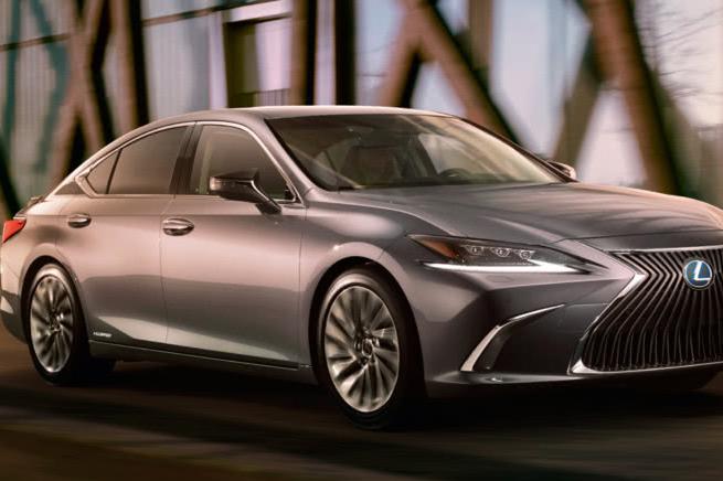 雷克萨斯全新ES将亮相，帅气造型不输宝马5系，奥迪A6完全没得比