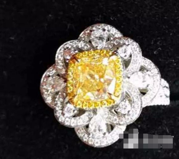 生活大怪圈：環(huán)衛(wèi)工半個小時從4噸垃圾中找回丟失的2克拉鉆戒