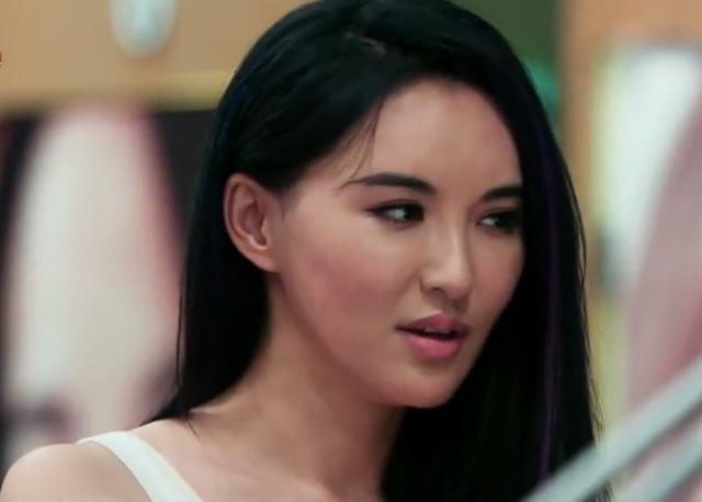 刁难贾静雯,嘲笑张馨予,欺骗黄海波,这位女星人