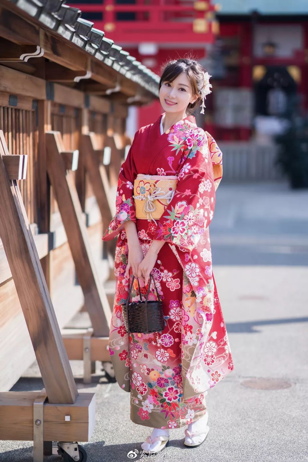 使用索尼A7R3与SEL85F14GM 拍摄振袖和服