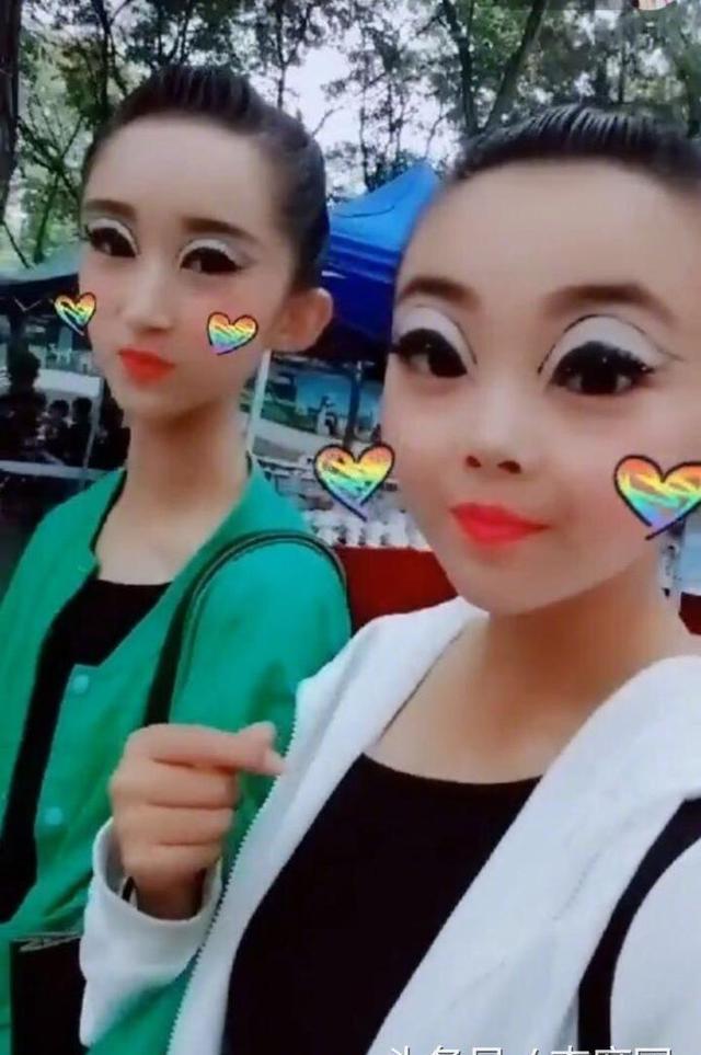 快手最近的眼妆和眉毛,发生了什么事?