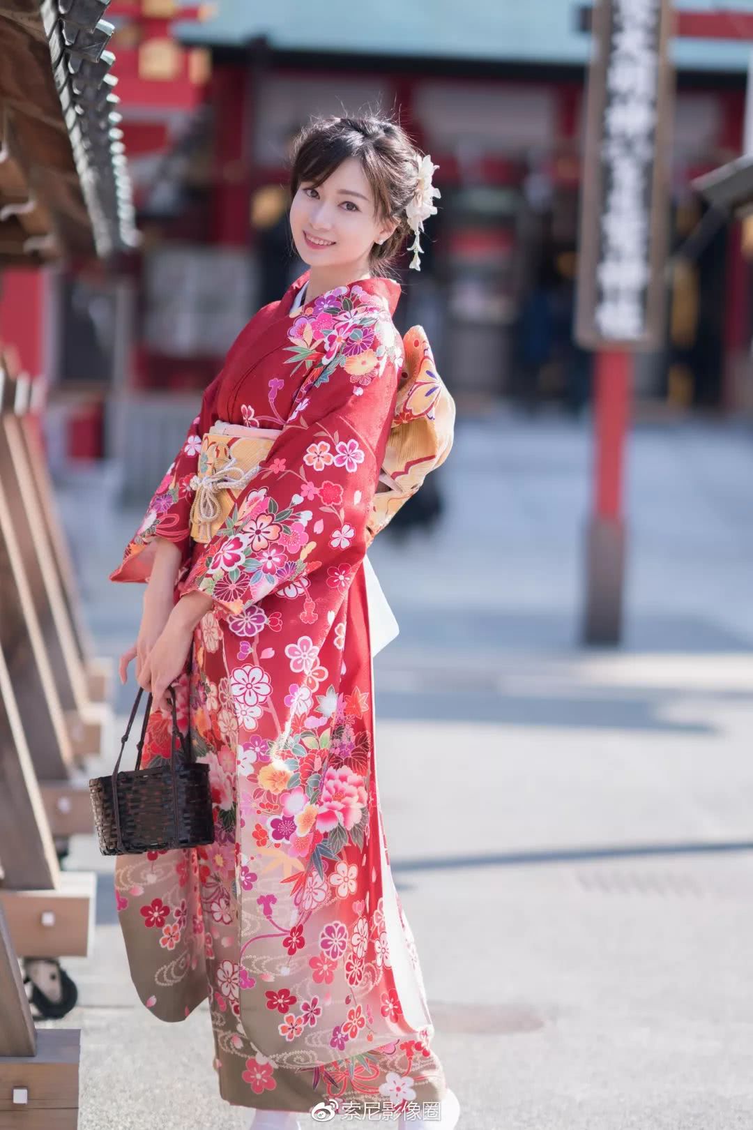 使用索尼A7R3与SEL85F14GM 拍摄振袖和服