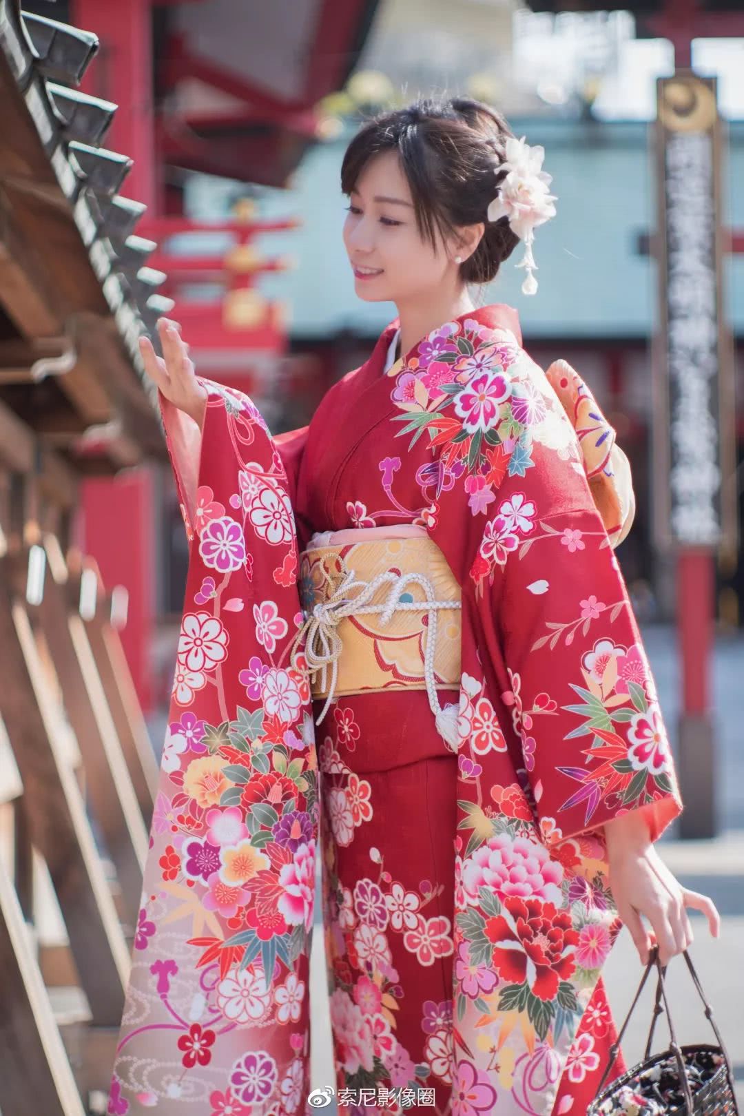 使用索尼A7R3与SEL85F14GM 拍摄振袖和服