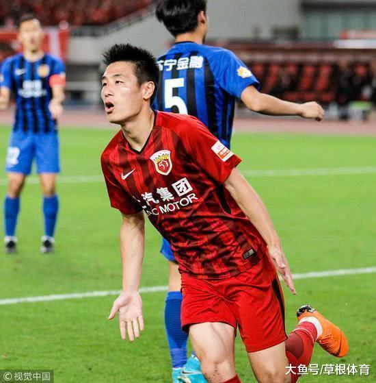 中超最新射手榜助攻榜综述:武磊为本土球员争