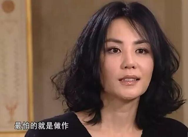 王菲离婚2次没有1张流泪画面，她的泪水在电视上没那么“金贵”！