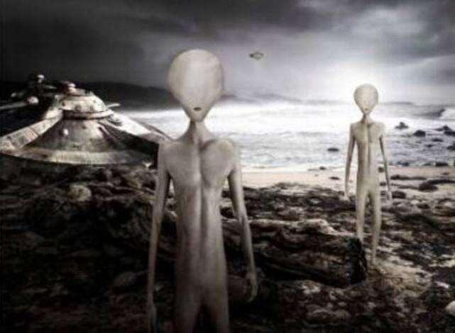 数千年人类历史始终伴随着ufo的身影,为何外星人没入侵地球?