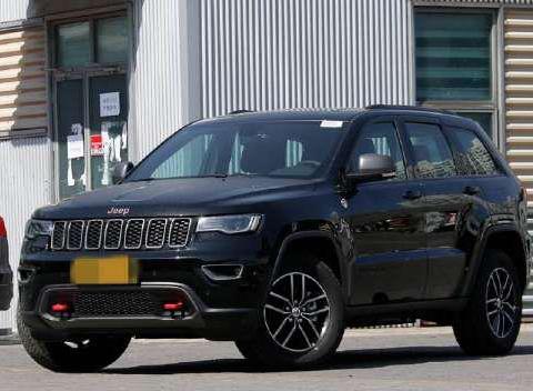 还在BBA间挑来挑去？豪华SUV一款切诺基就够了，价格很是亲民